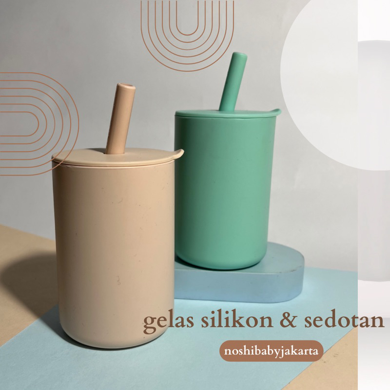 Gelas Silicone dengan Pegangan &amp; Sedotan buat Anak dan baby