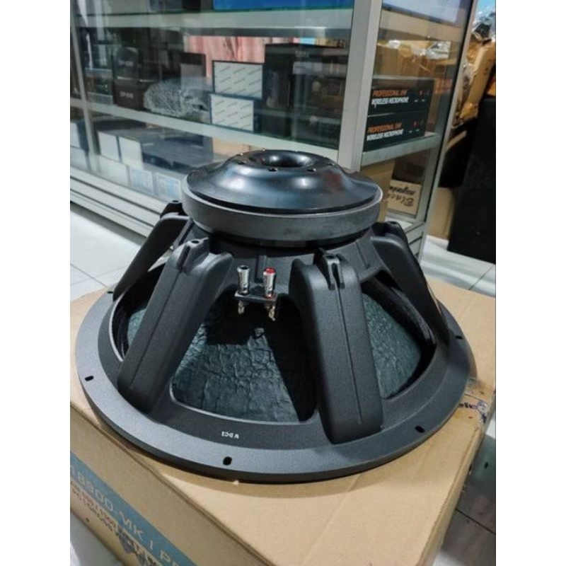 Speaker 18  PA 18900 Premier.