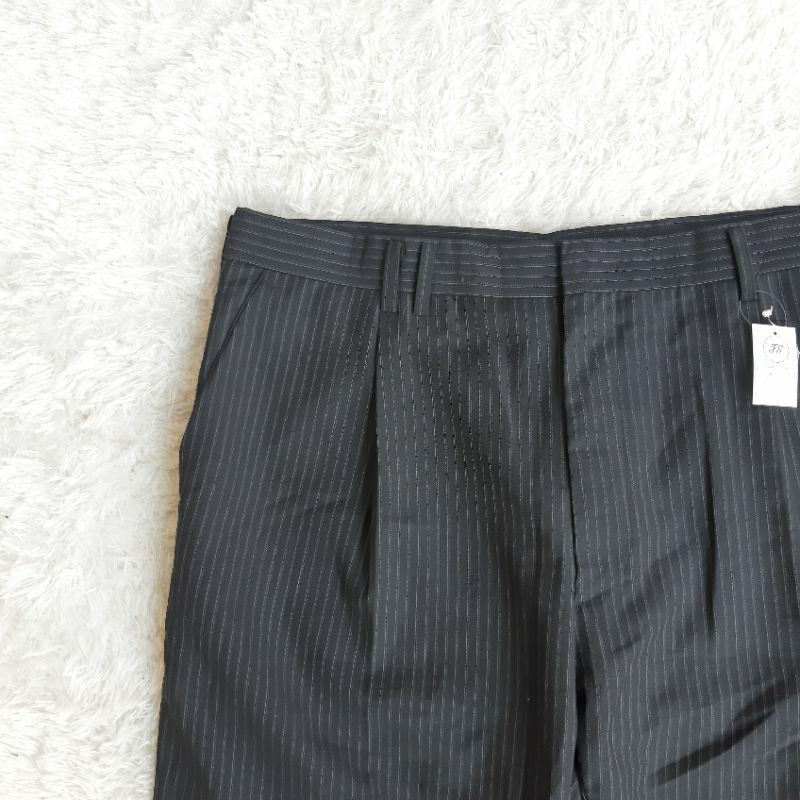 WORK PANTS CELANA PANJANG HITAM MOTIF SALUR BASSO