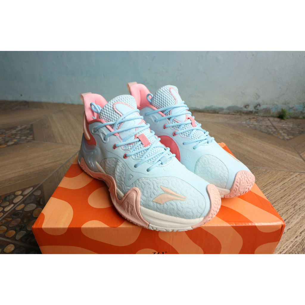 Sepatu Basket 361 Lava 2 Pink Blue BNIB Original 100%