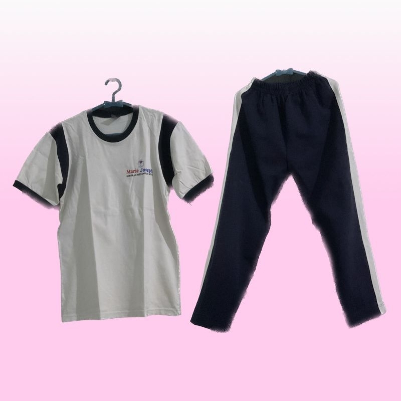 (Semi Baru) Seragam Olahraga SMA Marie Joseph Swasta