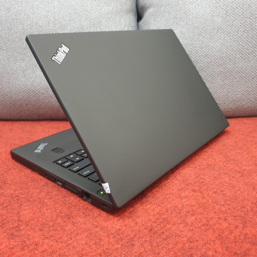 Laptop Core i5 Lenovo Thinkpad X270 Ram 8GB SSD 256GB  Second Mulus Win 10 Siap Pakai