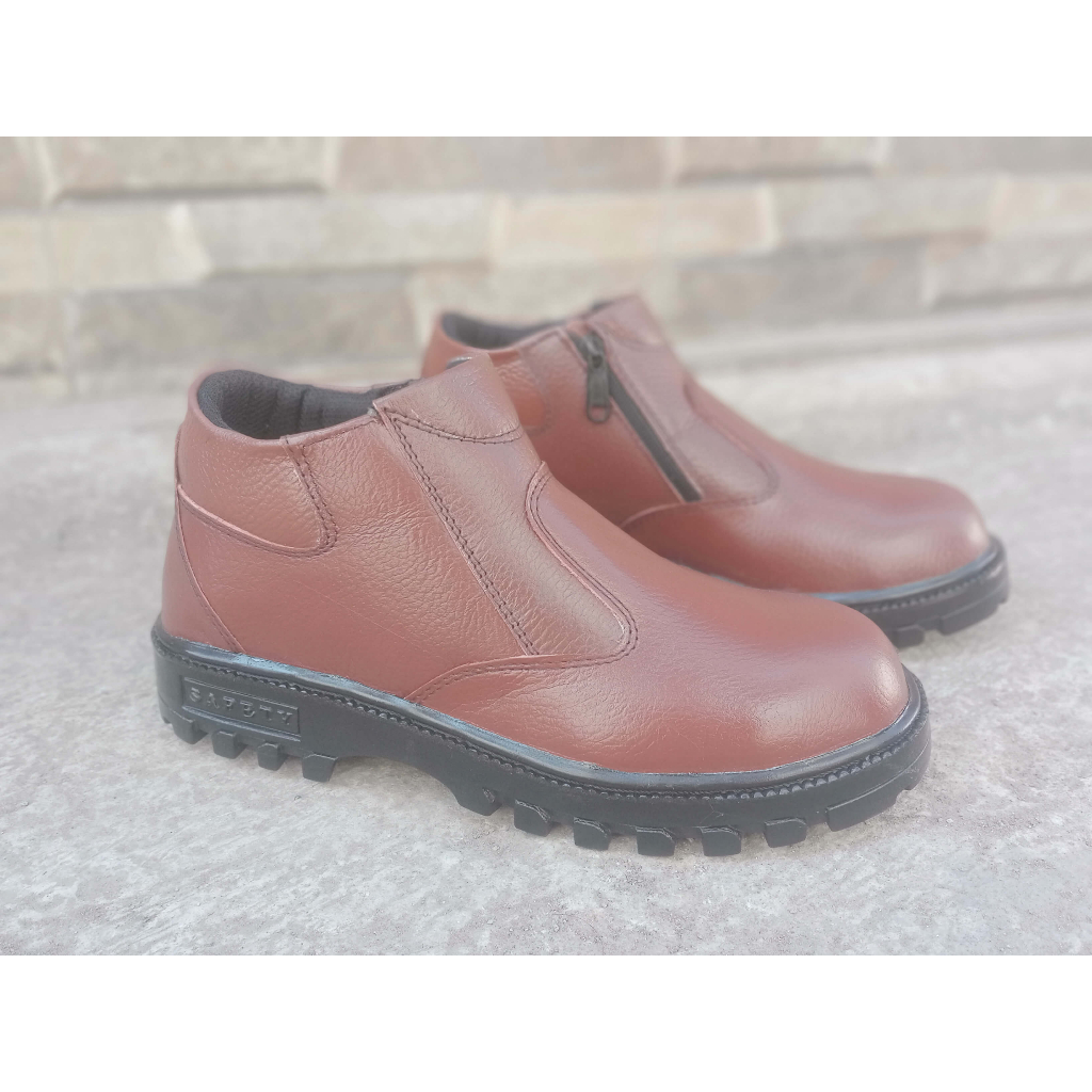 SEPATU SAFETY PRIA / SEPATU SEPTY PRIA / SEPATU SEPTI PRIA KULIT ASLI MODEL RESLETING UJUNG BESI