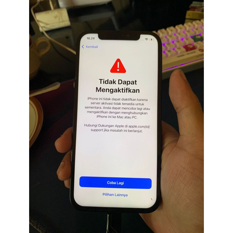 iPhone 12 minus baseband