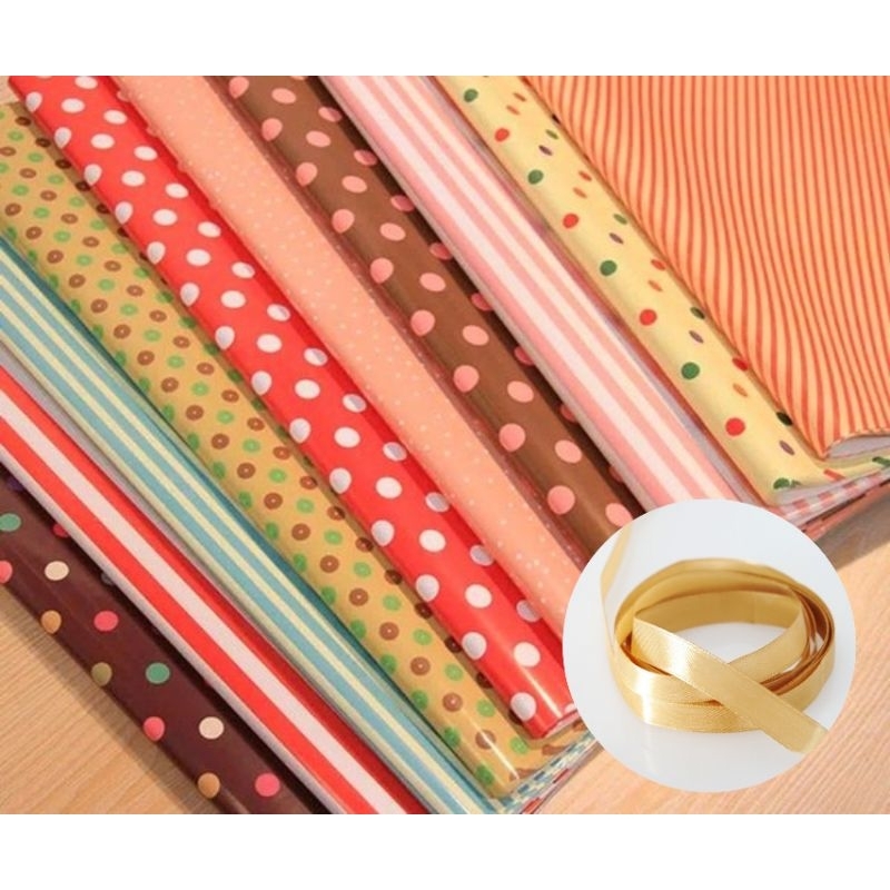 

Wrapping Kertas Kado + Pita