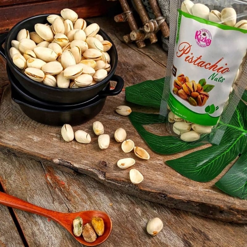 

Kacang Pistachio / Kacang Fusthuk / Kacang Ketawa