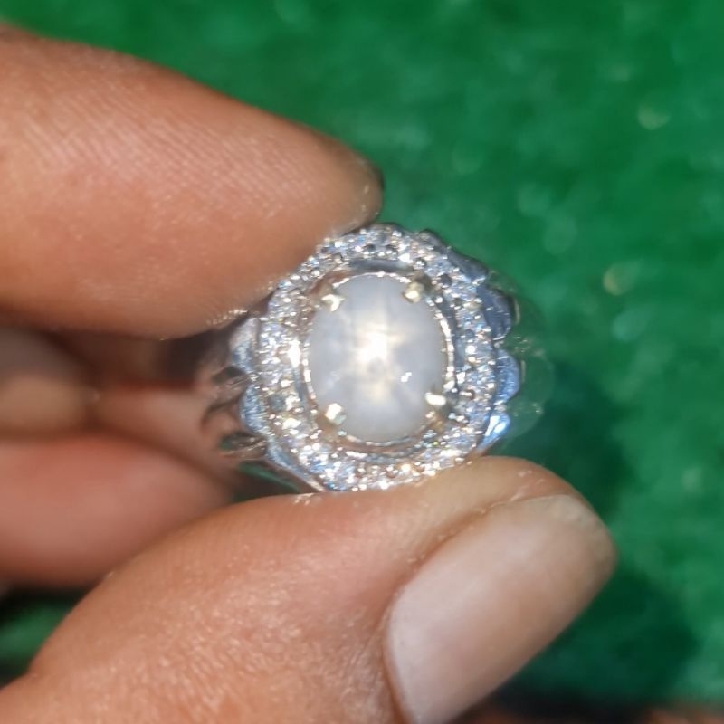 Batu Permata Star White Sapphire 2.58ct Ceylon Srilanka