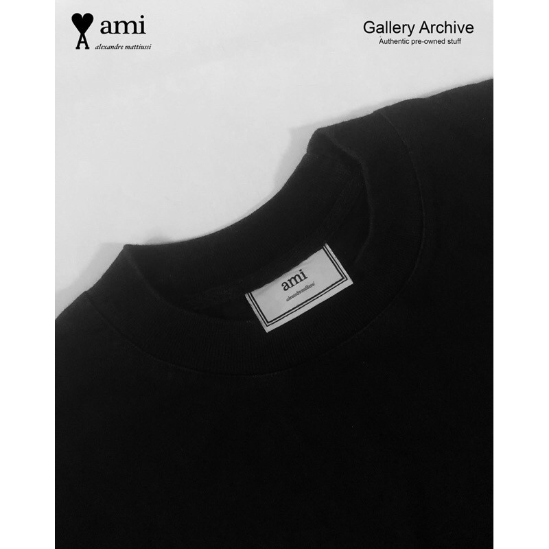 Kaos AMI Paris - Ami de Coeur Black  T-shirt Preloved Original