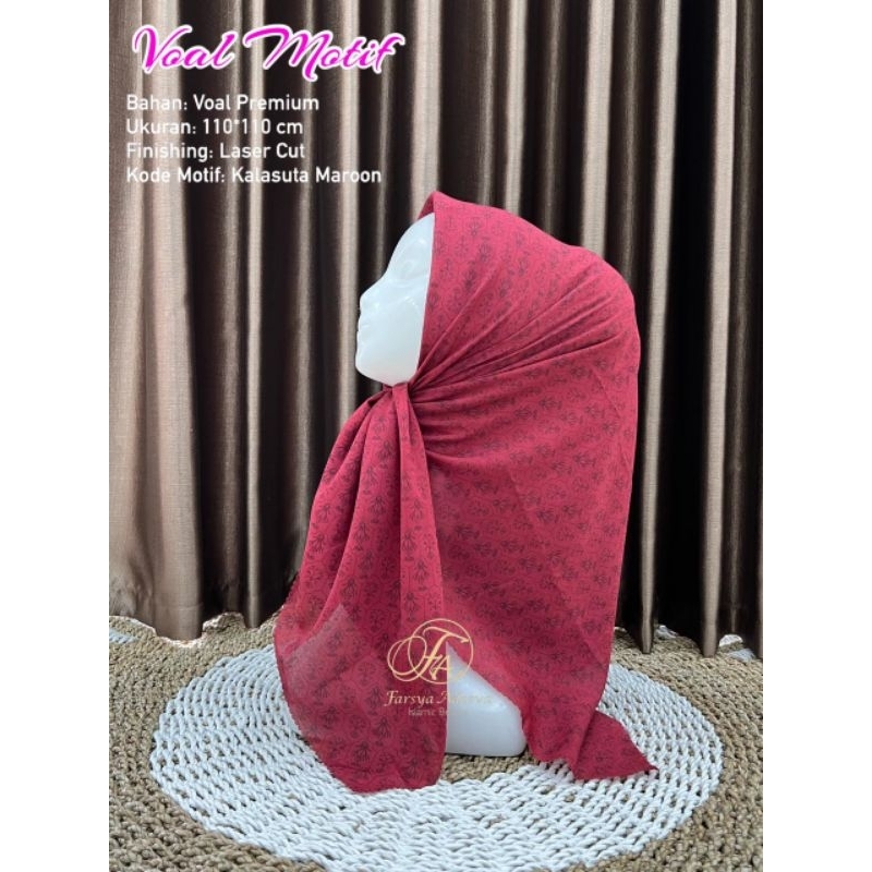 HIJAB SEGI EMPAT VOAL MOTIF SUTA MAROON