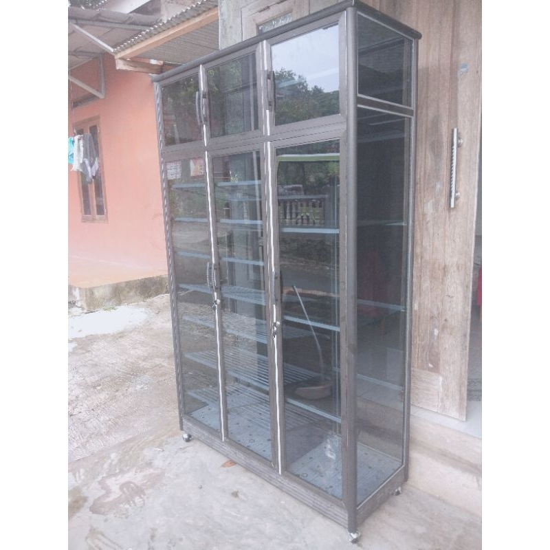 Lemari rak sepatu alumunium