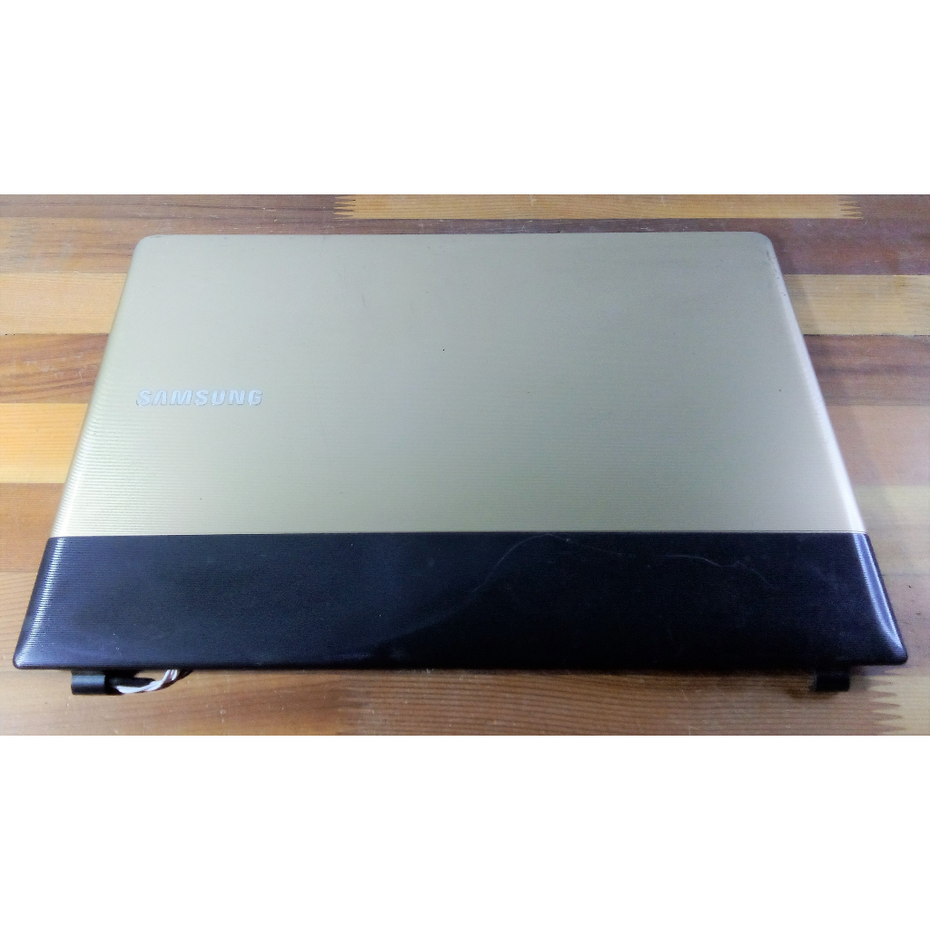 Casing Cover LCD Laptop Samsung NP300E NP300E4X NP300E4C NP300E5C