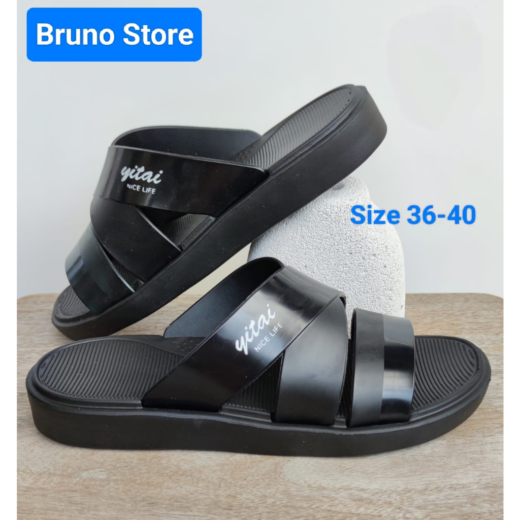 Sandal selop wanita murah sandal karet slop Yitai 628