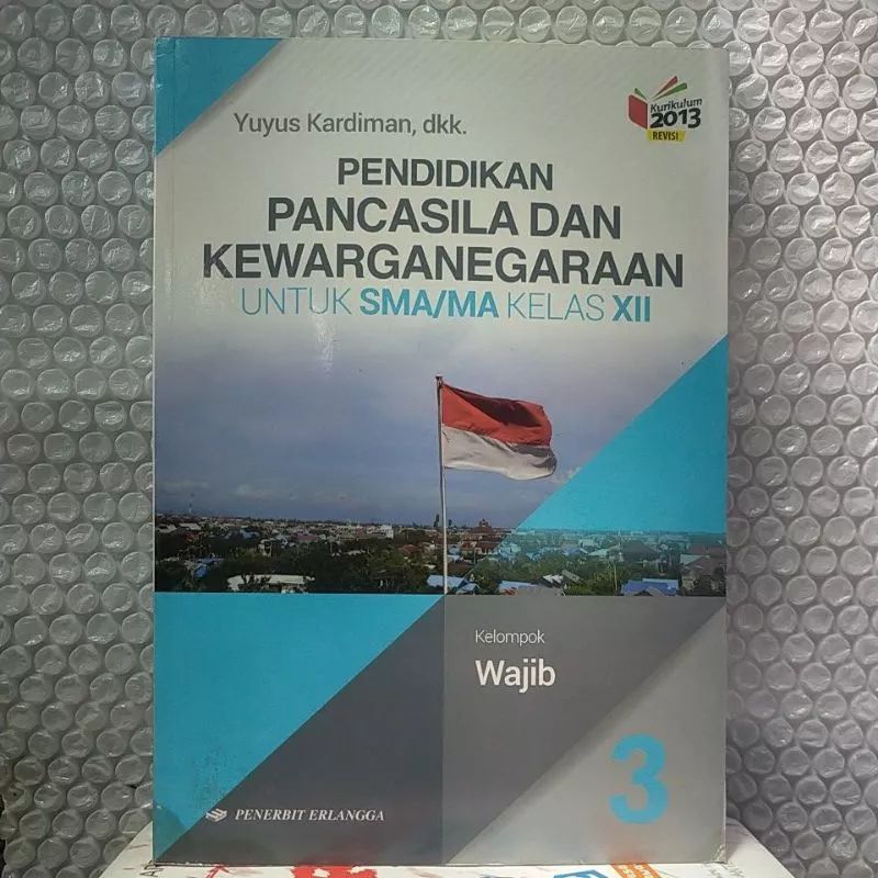 Buku PPKN SMA kelas XII Erlangga