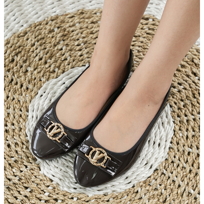 Flatshoes V - Sandal Flatshoes Wanita 5426 (36 - 42)