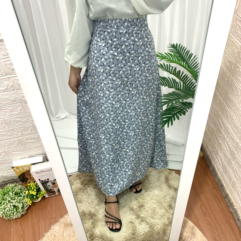 FLORAL SKIRT JUMBO Muat BB 40-90 Kg / A-line  Skirt / ROK BUNGA / ROK MOTIF BUNGA / ROK DAILY KOREAN STYLE / DAISY FLORAL VINTAGE SKIRT / LONG SKIRT / VINTAGE SKIRT / SAKURA PATTERN