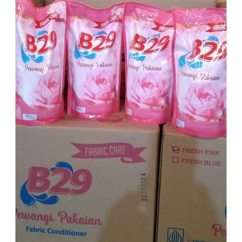 B 29 Pewangi Pakaian 750g