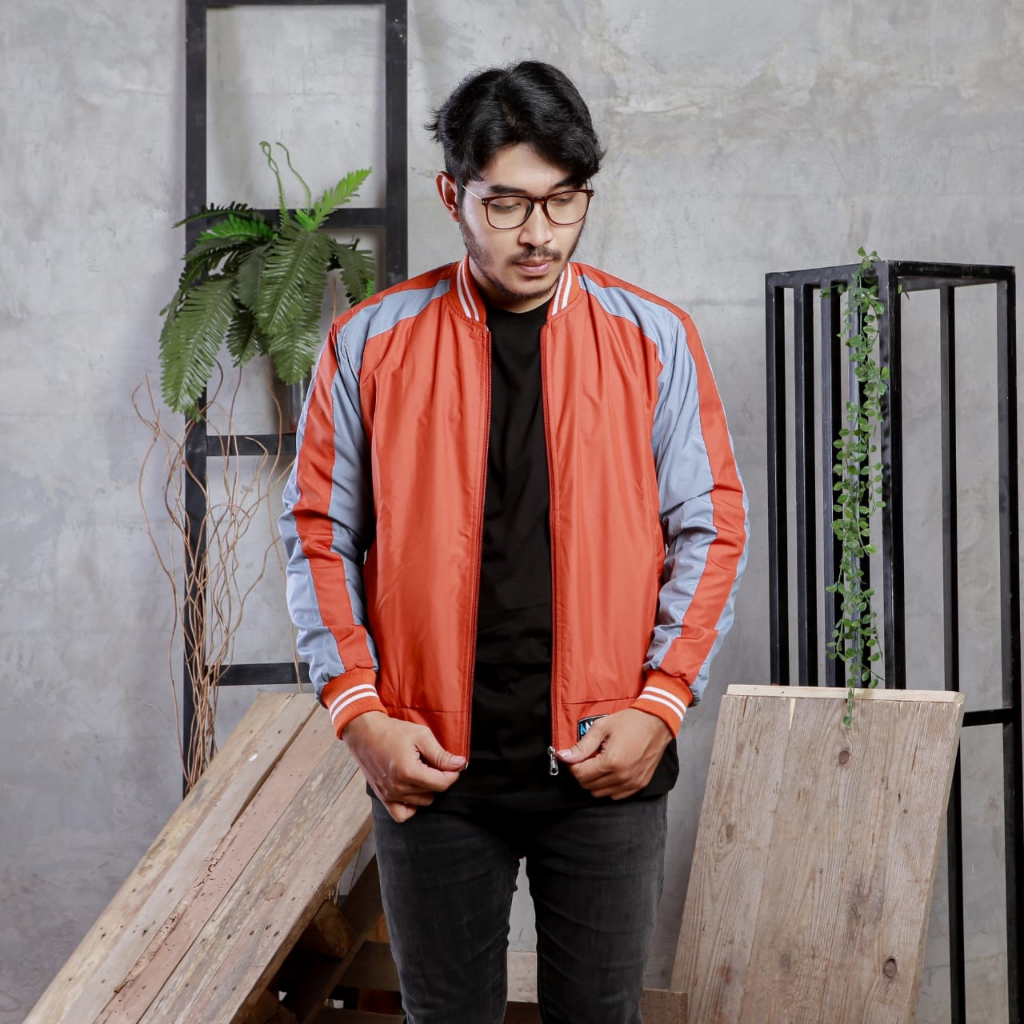 Justrue Jaket Pria Bolak Balik Jacket Bomber Pria Orange