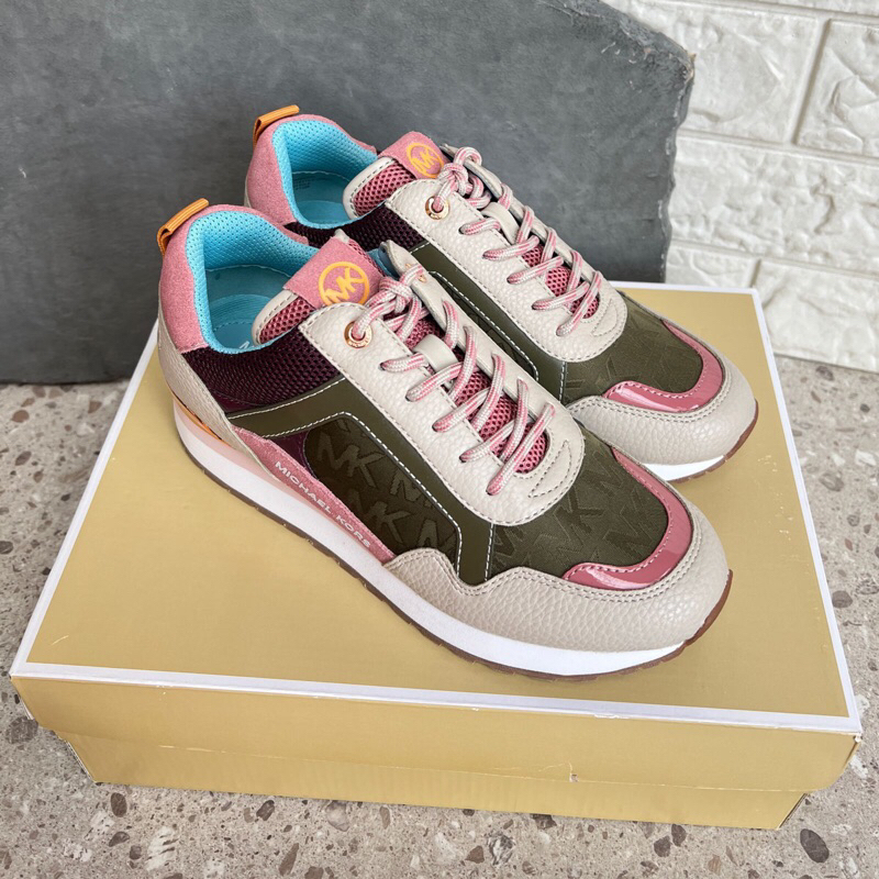 MK Wilma Trainer Olive Multi