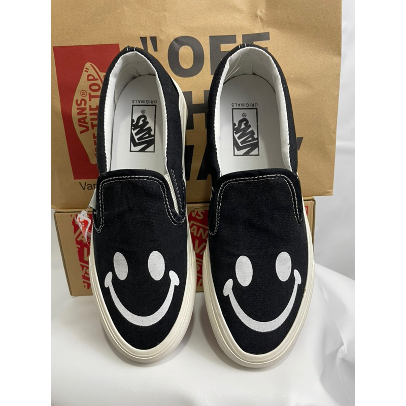 Slipon Smile BALCK OG impor china