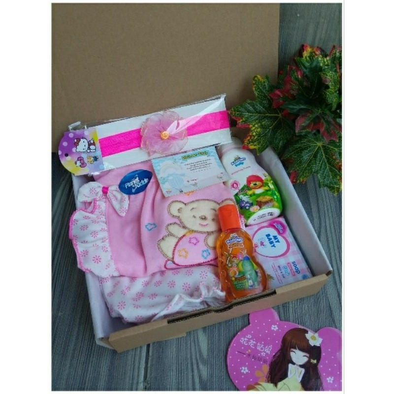 paket hemat sambang bayi/hampers jenguk bayi/kado bayi praktis/kado tilik bayi cantik