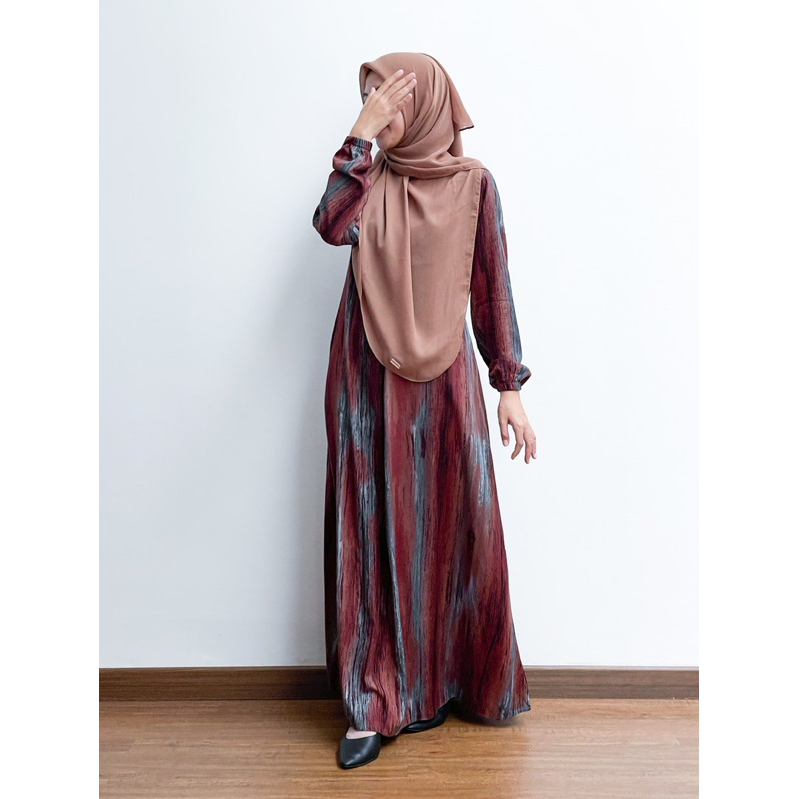 WOODY DRESS BY HAWACORNER DRESS RAYON MOTIF