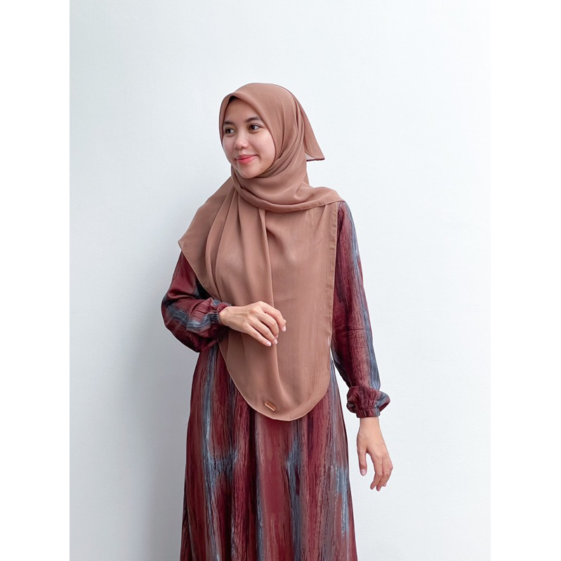 WOODY DRESS BY HAWACORNER DRESS RAYON MOTIF