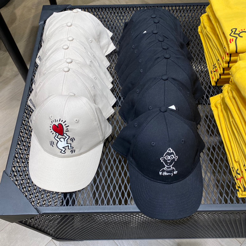 Topi Pria Keith Haring x H&M Original Store