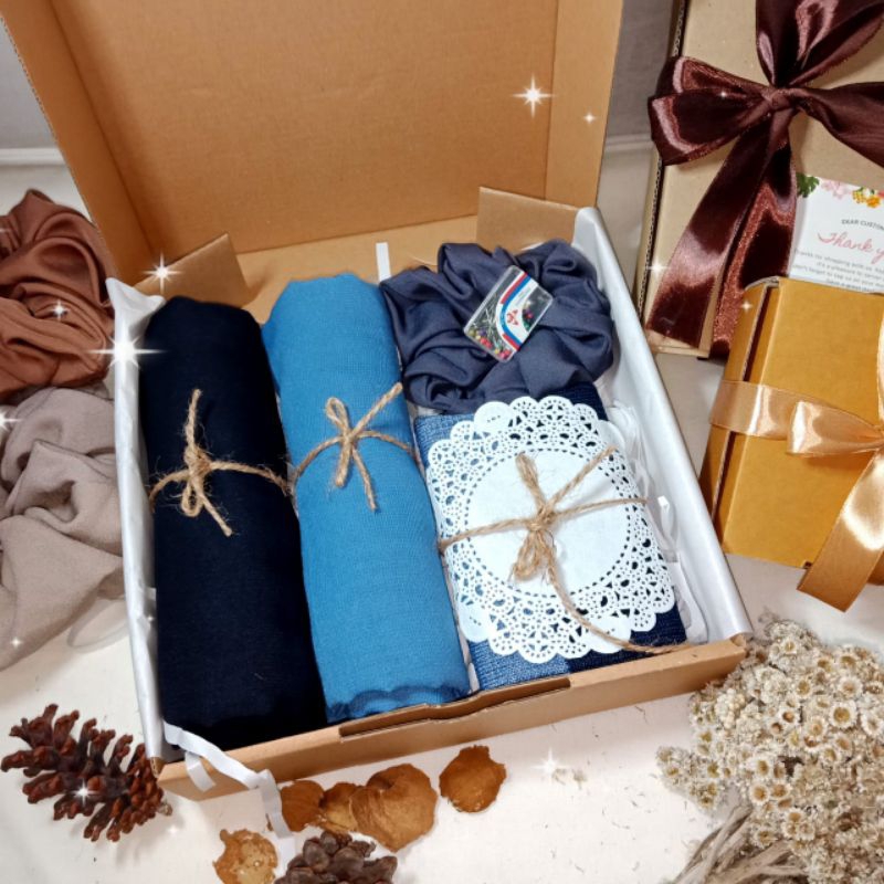 

Hampers Hijab Bella Square | Giftbox hijab murah | Kado Hijab Bella