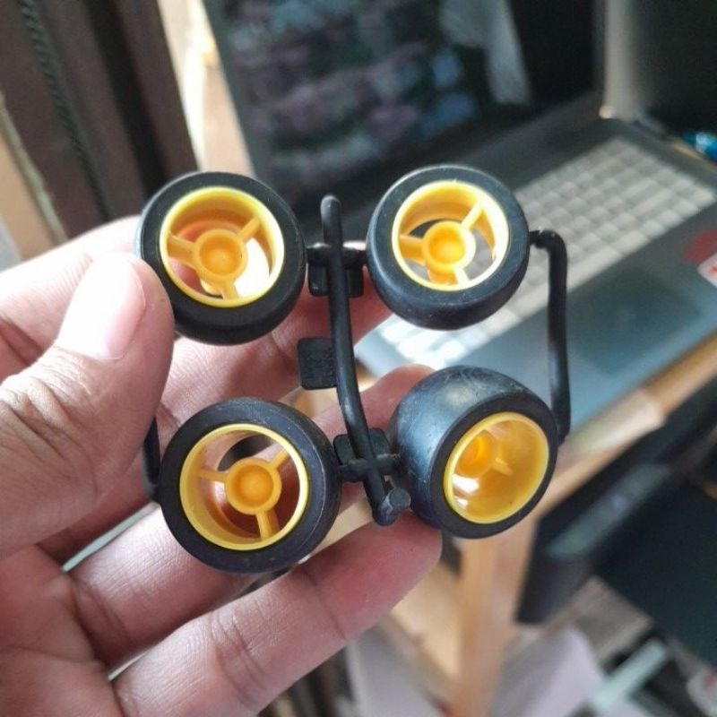 Ban karet tamiya isi 4 pcs berkualitas baik