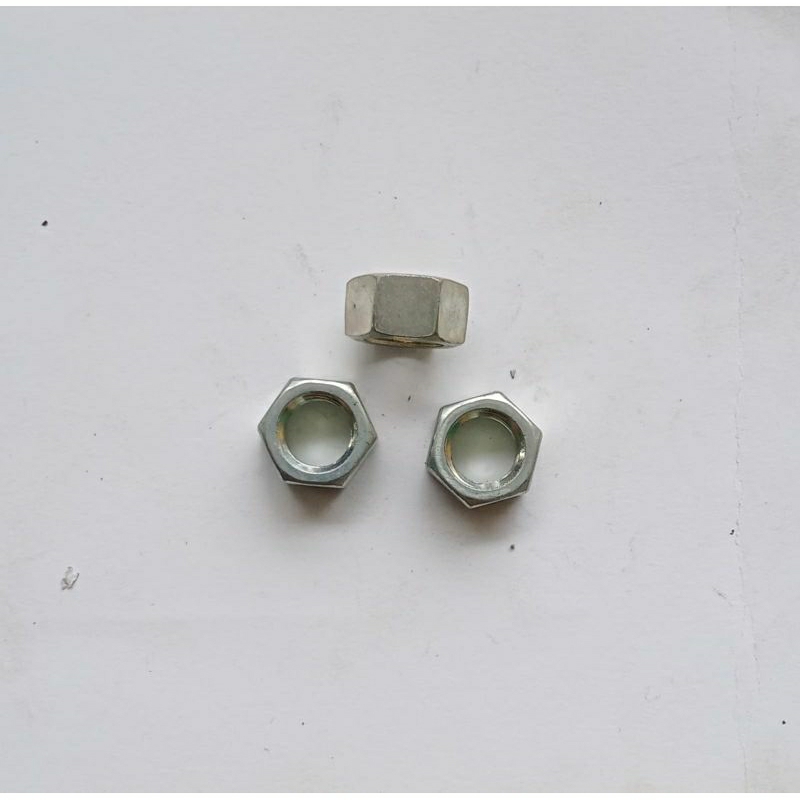 Mur baut 14 / mur putih 14