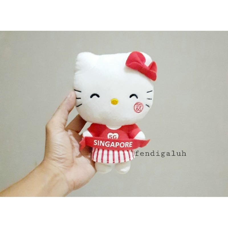 Hello Kitty SG 50 Parade Original Size 20 cm/ Boneka Hello Kitty