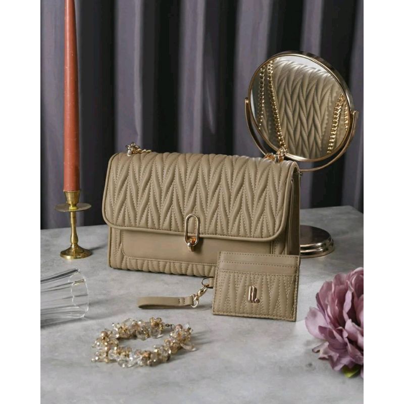 Amour Bag & Amour Wallet by Heylocal