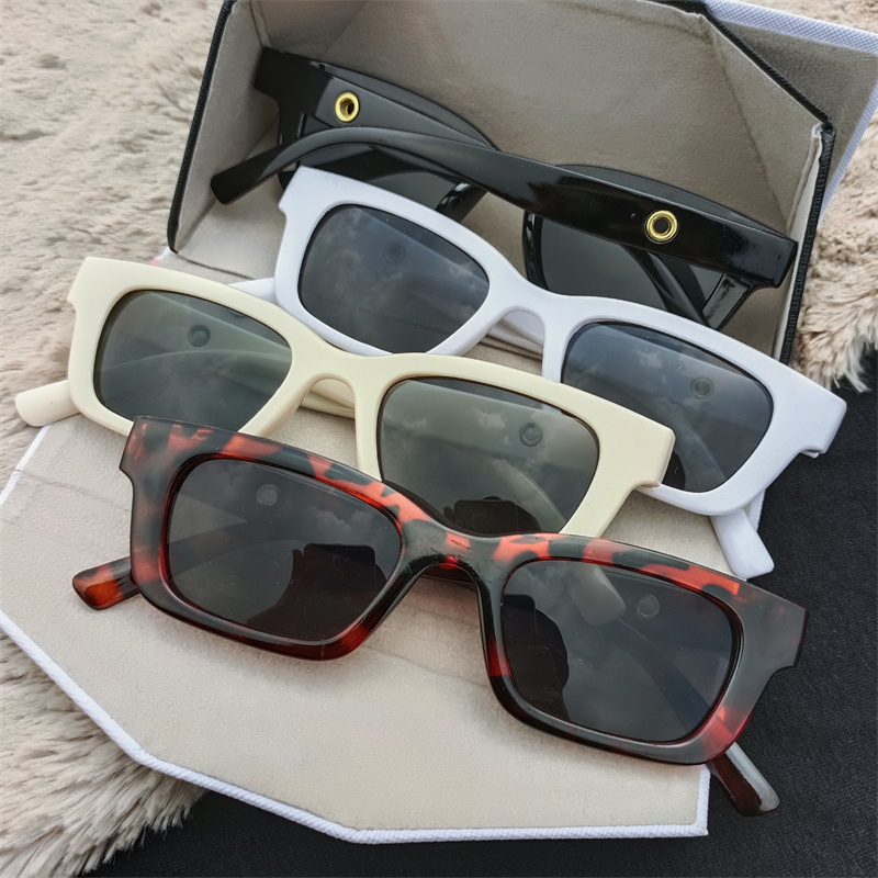 Kacamata Hitam  anak /Kacamata Hitam Wanita Fashion Retro Vintage Sunglasses Korean Import