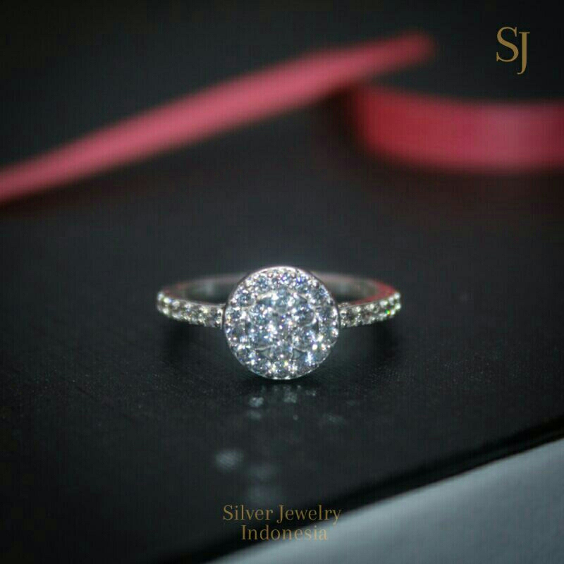 Cincin Bold Baris Satu Permata Aksesoris Perhiasan Perak Wanita - Esje Indonesia