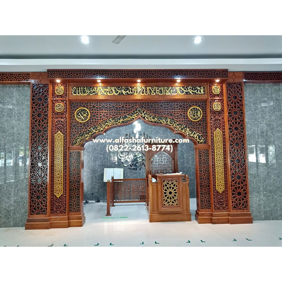 mihrab masjid kayu jati ukir kaligrafi motif terbaru