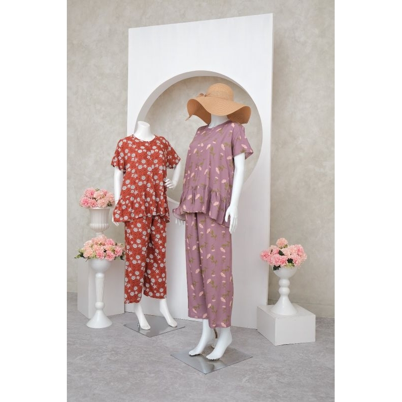 Daster One Set - Pajama ruffle lengan pendek celana panjang