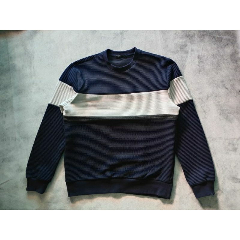 Crewneck TJB NEARBY