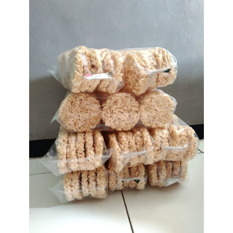 

RENGGINANG TERASI MATANG 250 GRAM / RENYAH KHAS TASIKMALAYA