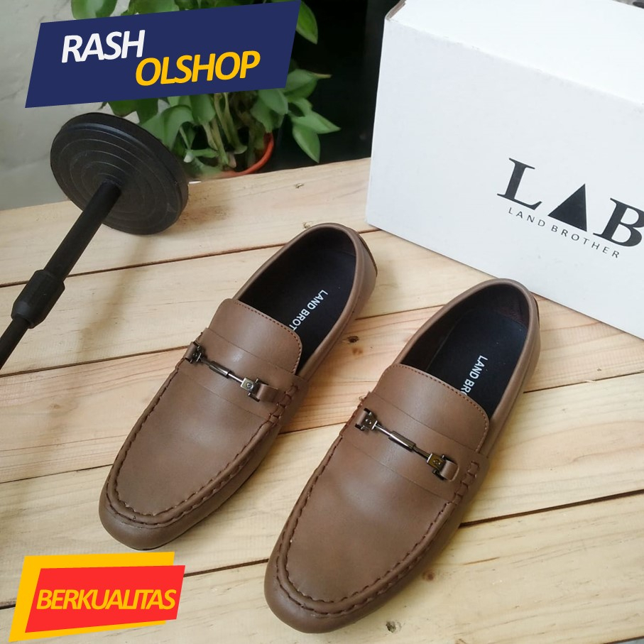 Sepatu Kasual Slip On Pria Terbaru Loafer Kantor Formal Nyaman Dipakai