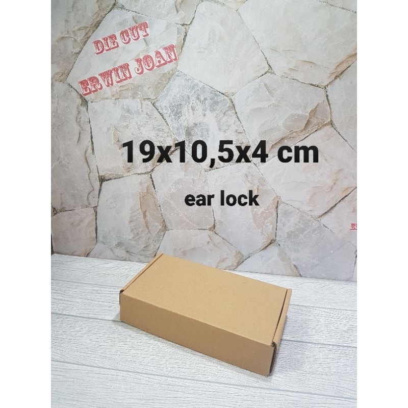 

Kardus Box 19x10,5x4 cm Karton DieCut Ear Lock