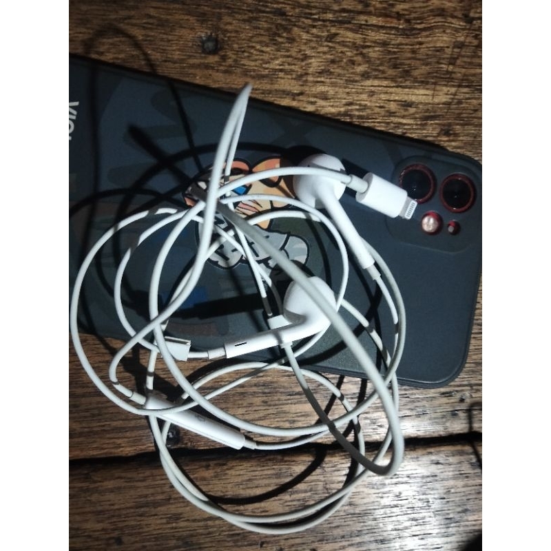 headset lighting original iPhone 11