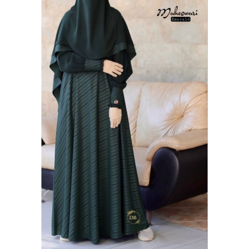 Maheswari Parangkusumo gamis embos duta busana/gamis kondangan