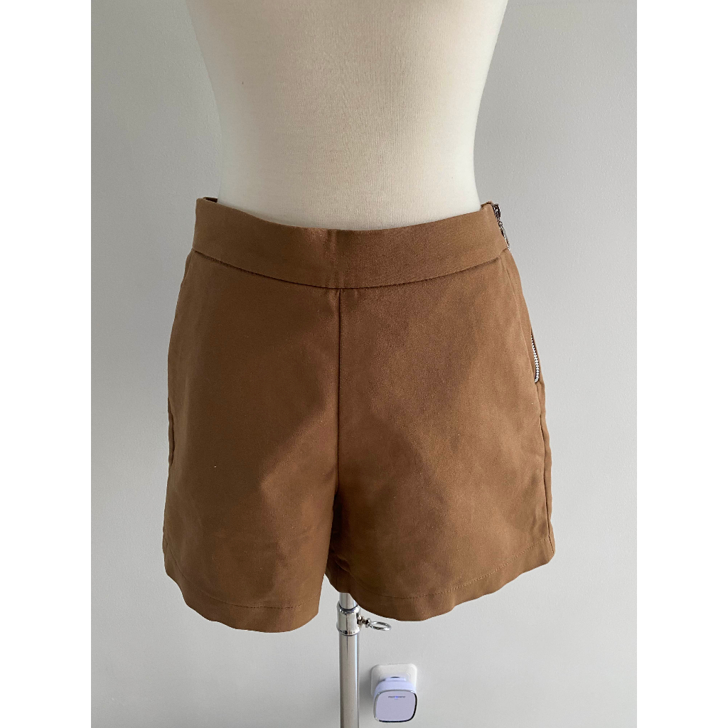 CELANA PENDEK LUCY NYLA ASLI COKLAT ALL SIZE HOT PANTS WANITA CEWEK READY STOCK WANITA BROWN POLOS B