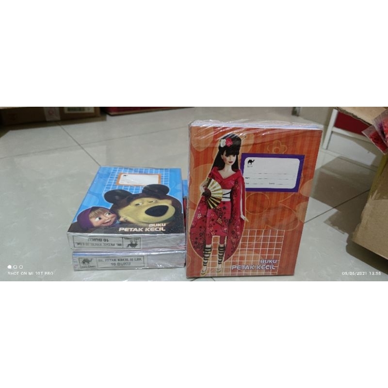 

Buku Petak kecil