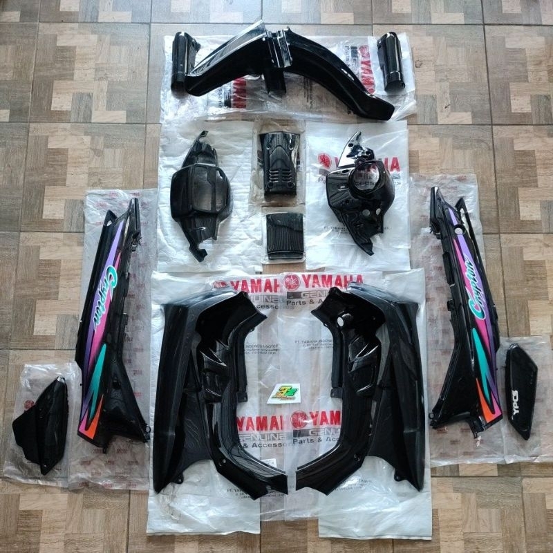Cover body bodi fullset halus Crypton full hitam YB original baru YGP nos