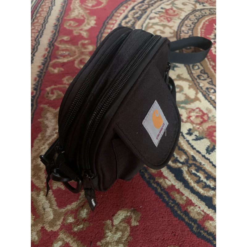 carhartt slingbag