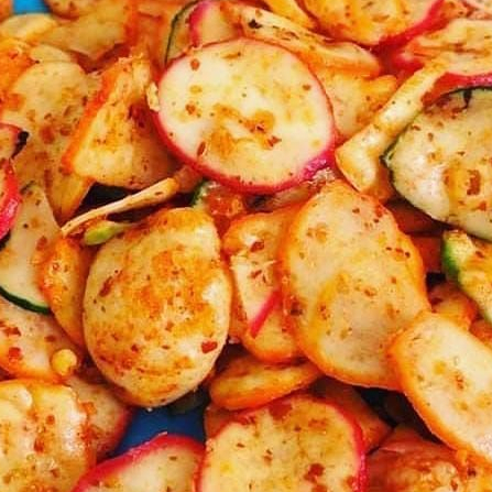 

SEBLAK KERING (SEBRING) BUMBU DAUN JERUK KEMASAN 1KG MURAH MERIAH