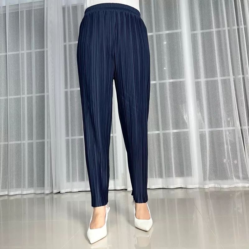 CELANA KULOT PLISKET PENSIL IMPORT PREMIUM / PLEATED PANTS WOMAN