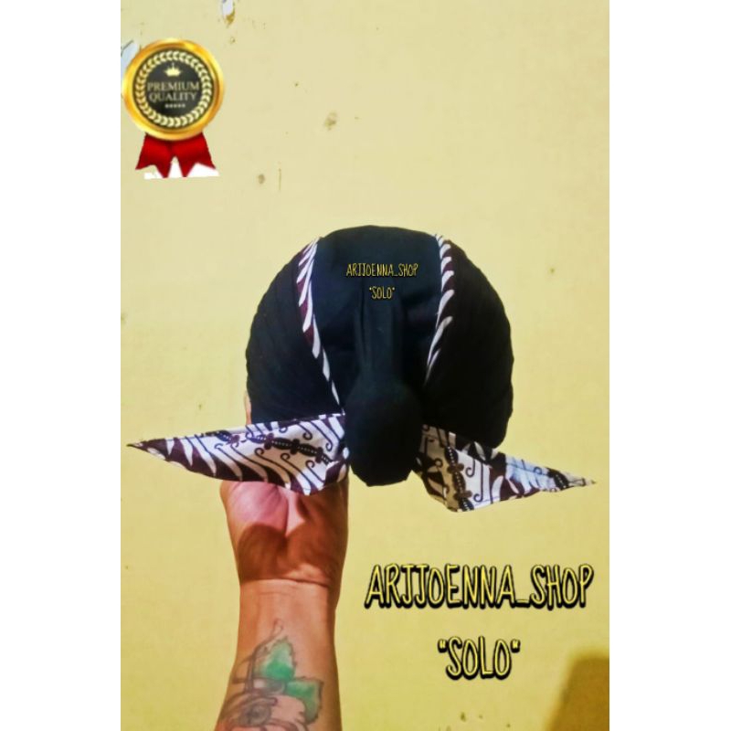 #BLANGKON LIPAT SENOPATEN SUNAN KALIJAGA LIS SAMURAI COKLAT & PUTIH