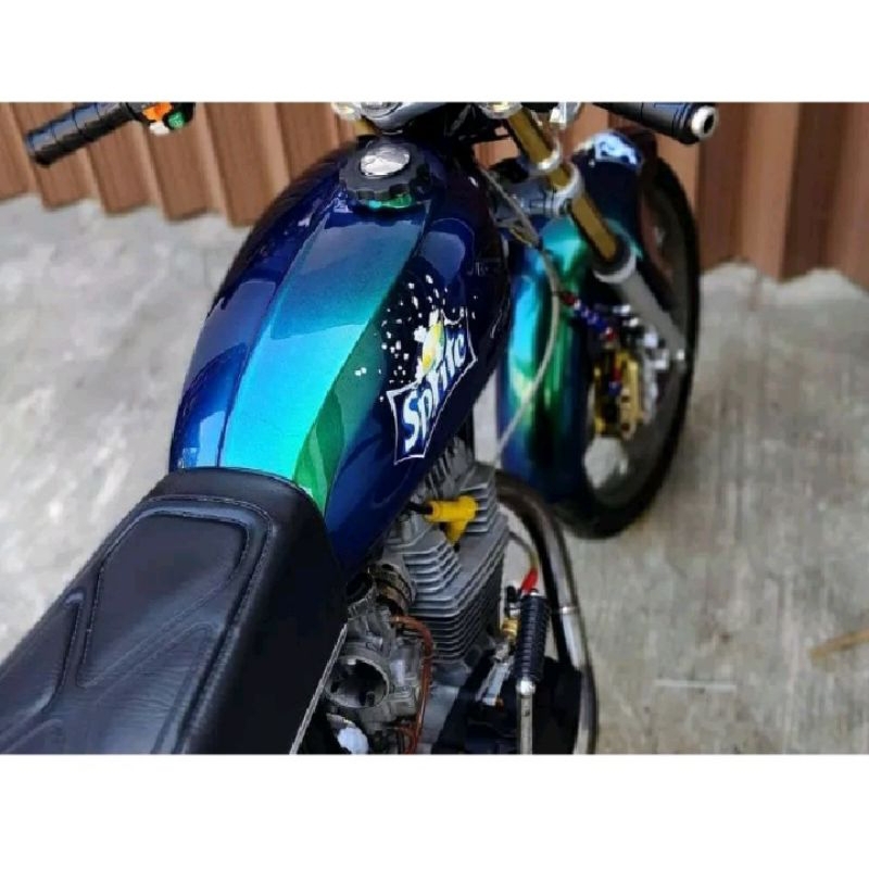 Cat Bunglon chameleon Blue green sprite Cat Bunglon Greed Spedial